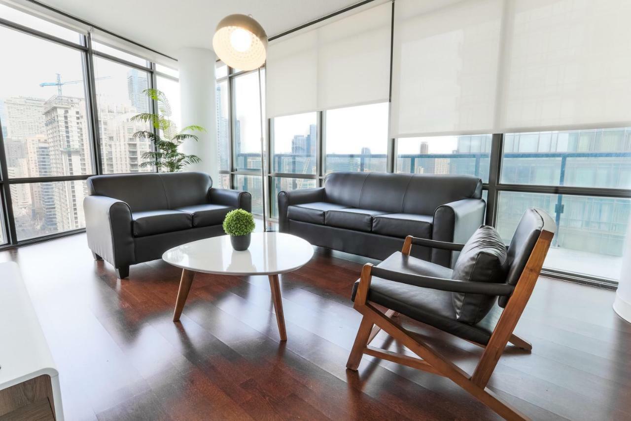 Altitude Suites Bay Street - Holiday Bonus - Free Parking 토론토 외부 사진