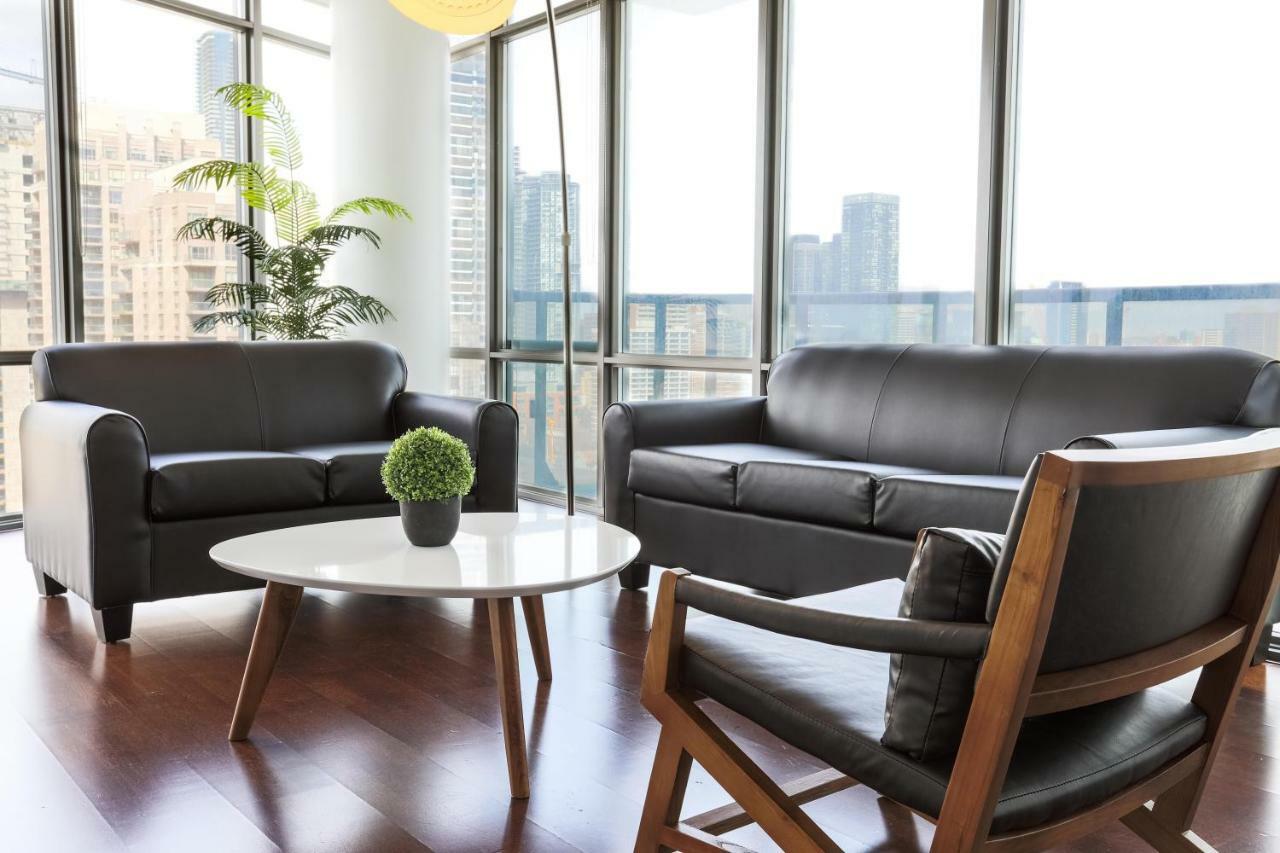 Altitude Suites Bay Street - Holiday Bonus - Free Parking 토론토 외부 사진